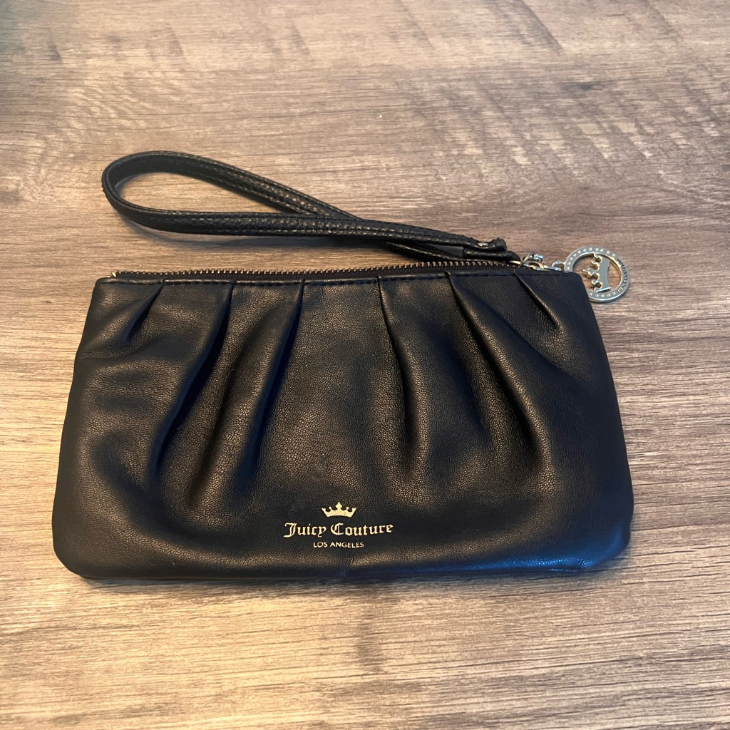 Juicey Large Wristlet